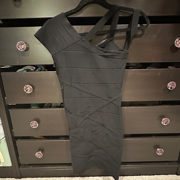 Stretta Asymmetric Bandage Dress - Picture 2 of 7